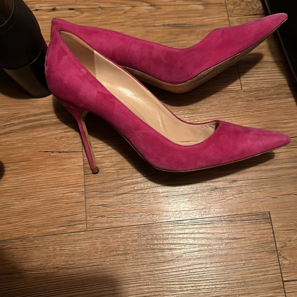 Manolo Blahnik Suede Pumps - Picture 10 of 10